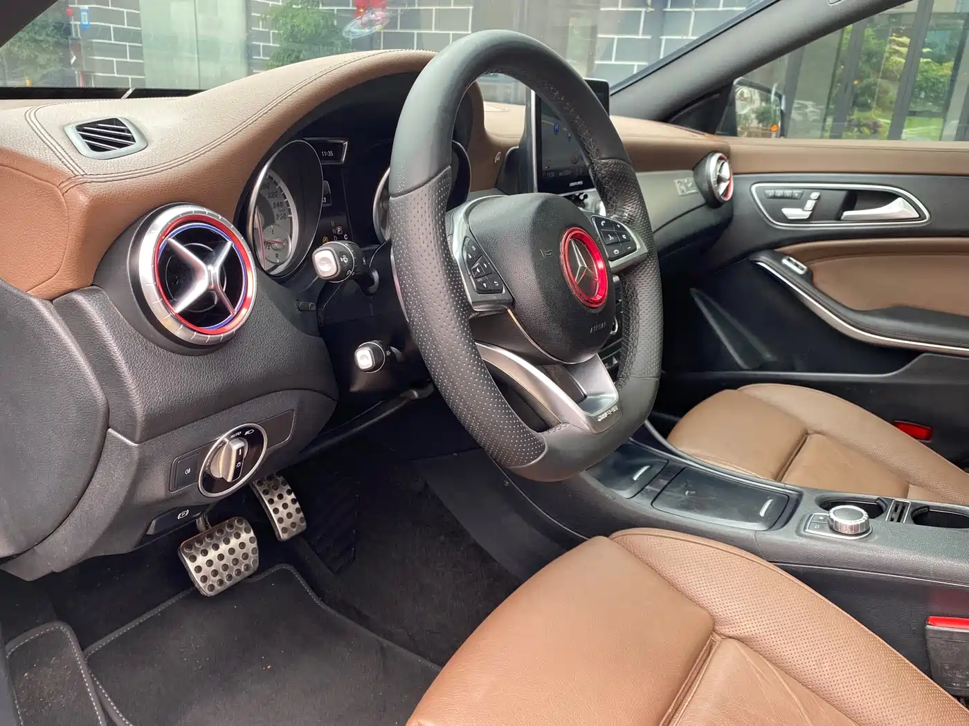 Mercedes-Benz CLA (Import) 2016 Facelift CLA 260 4MATIC фото 18