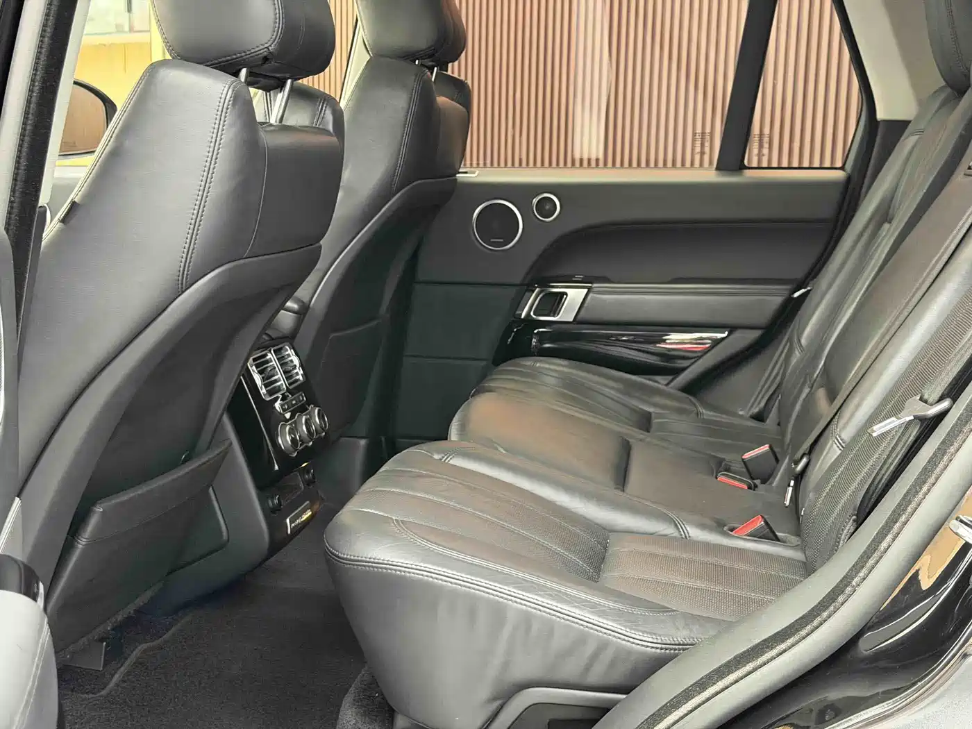 Land Rover Range Rover 2013 NA 5.0 V8 Vogue SE фото 12