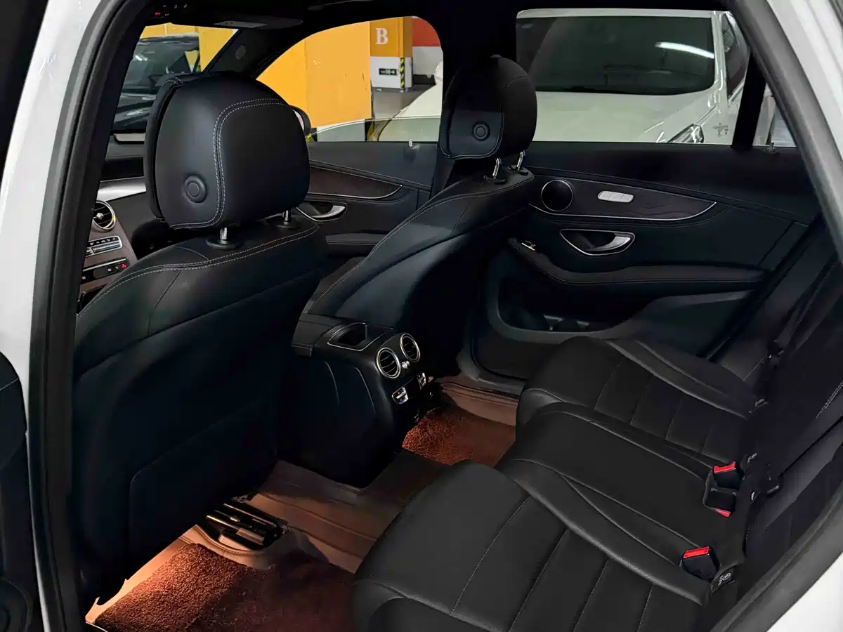 Mercedes-Benz GLC 2020 Facelift GLC 300 L 4MATIC Dynamic фото 5