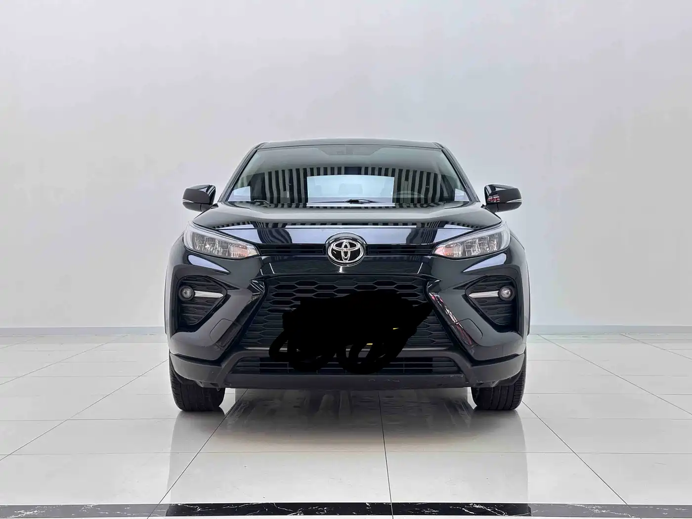Toyota Wildlander 2023 2.0L CVT FWD LE фото 2