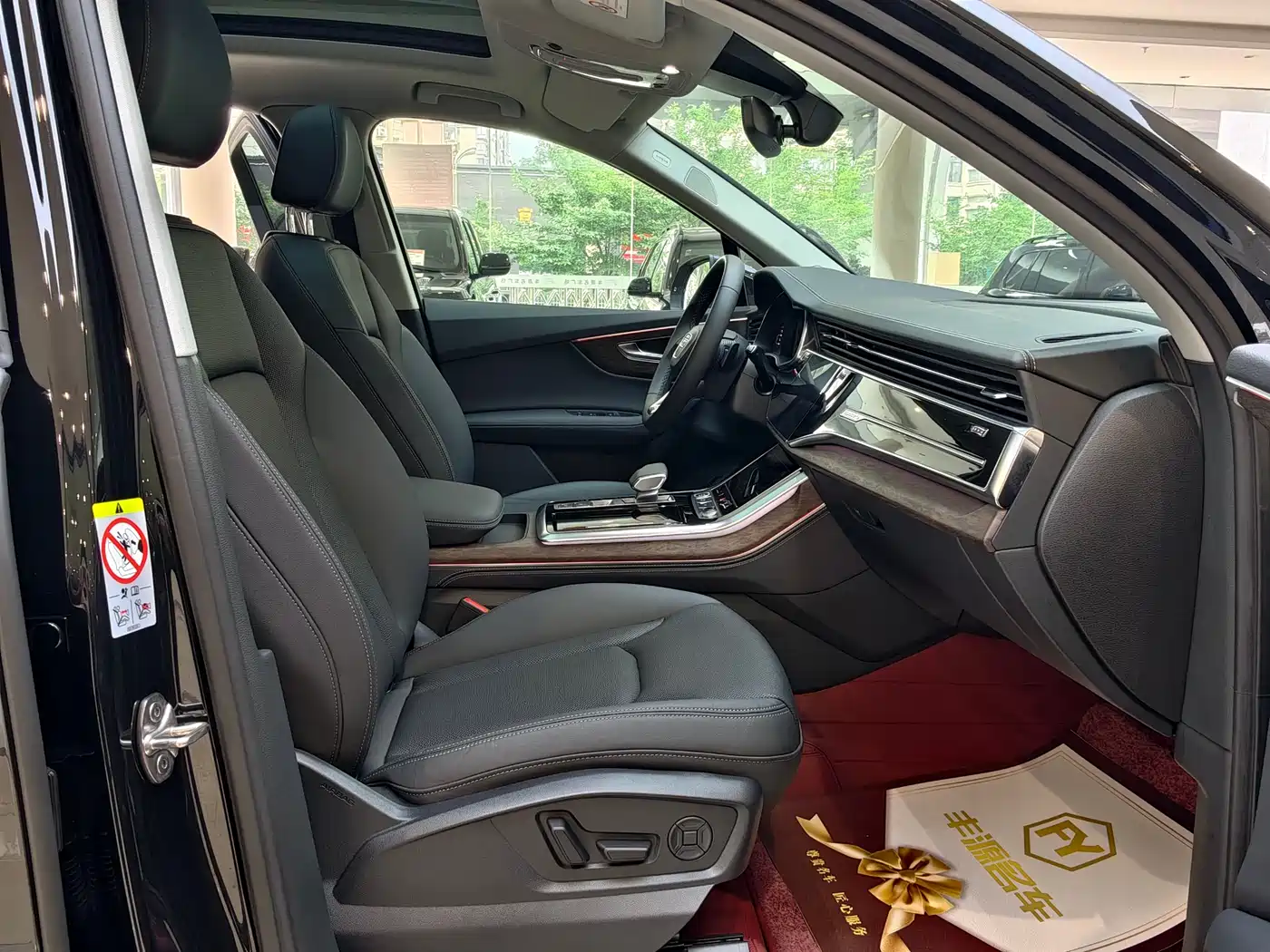 Audi Q7 2025 55 TFSI quattro S line Sport фото 8