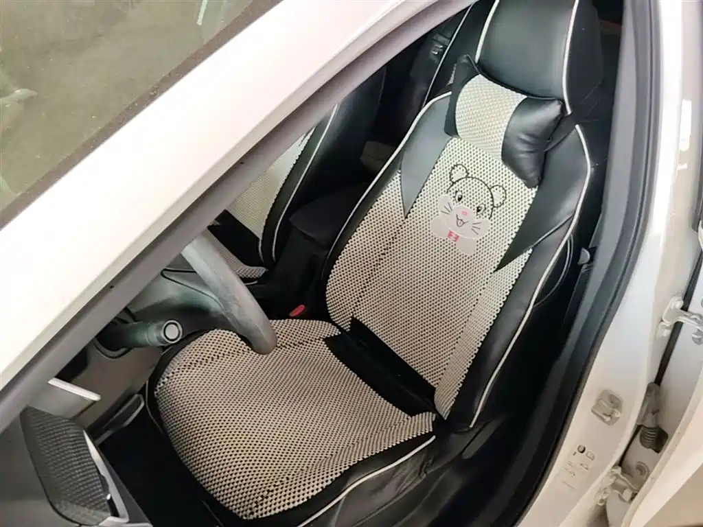 Chevrolet Cavalier 2020 325T Automatic Joy Edition фото 15