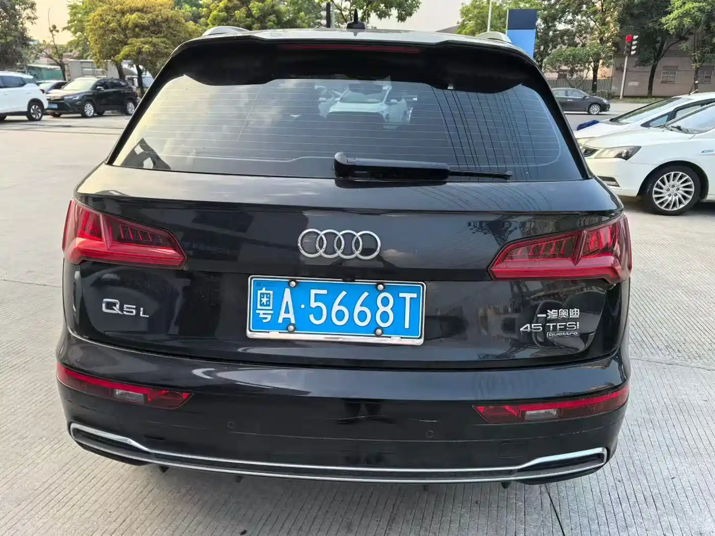 Audi Q5L 2018 45 TFSI Exclusive Fashion China VI фото 5