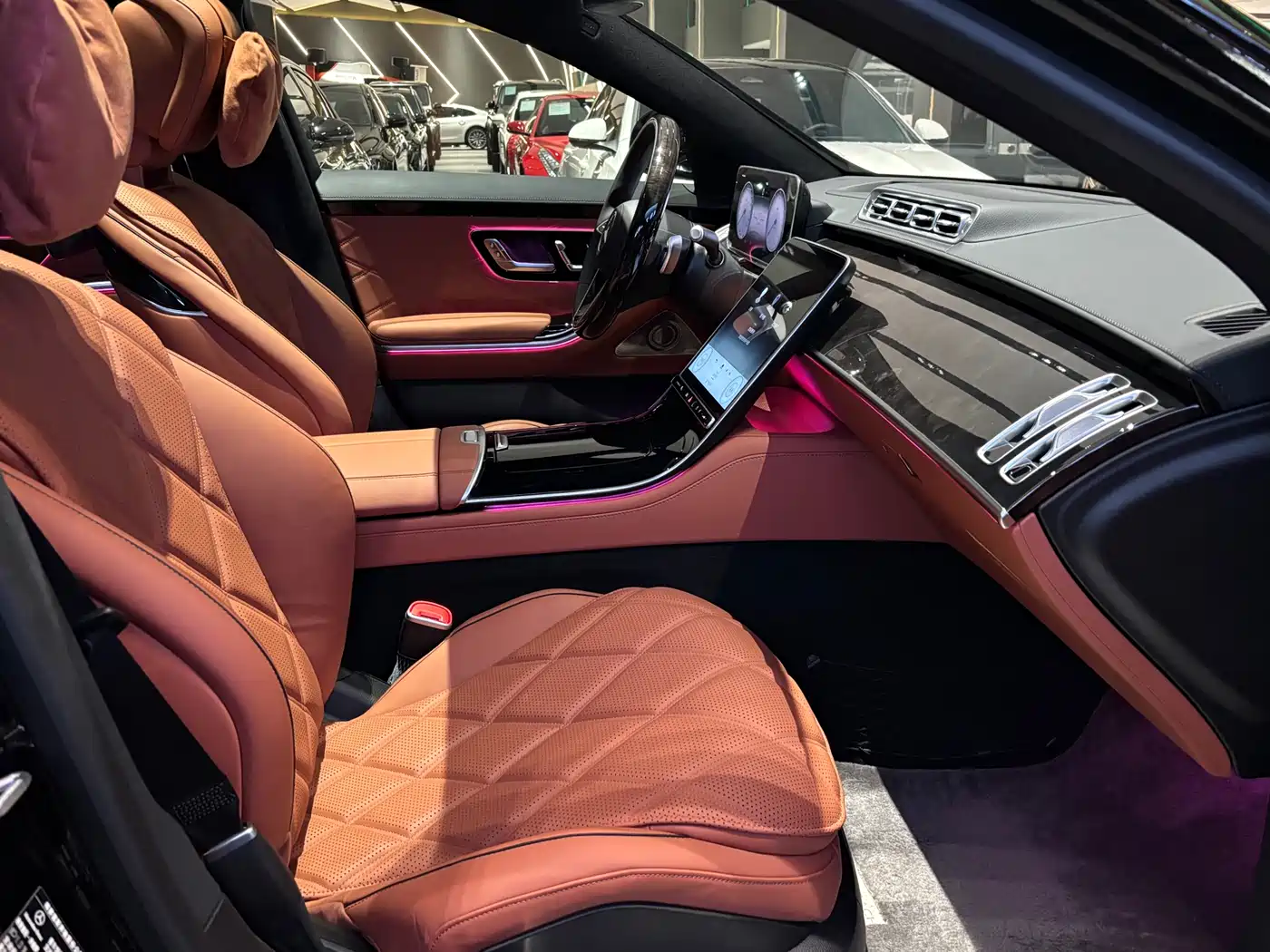 Mercedes-Benz Maybach S-Class 2025 Model S 480 4MATIC фото 21