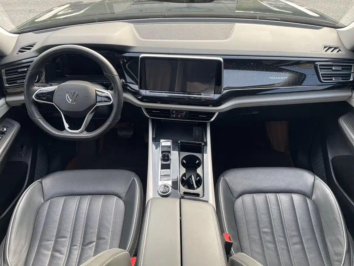 Volkswagen Teramont 2021 380TSI 4WD Premium Luxury Edition фото 6
