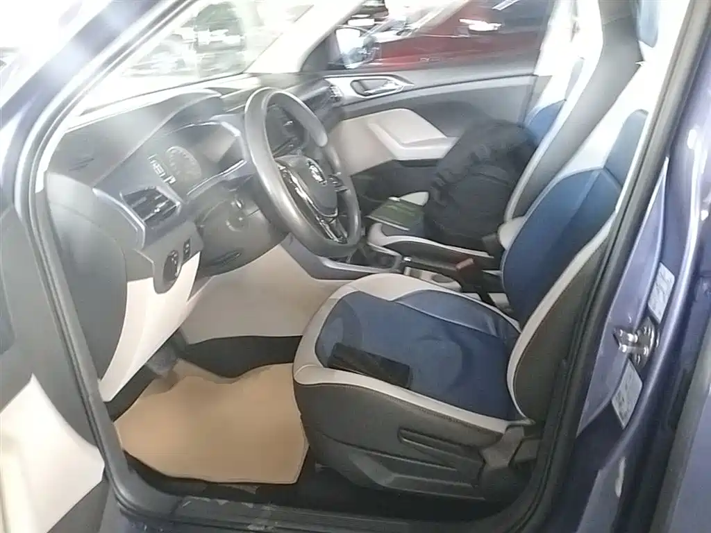 Volkswagen T-Cross 2019 280TSI DSG Comfort Edition фото 15