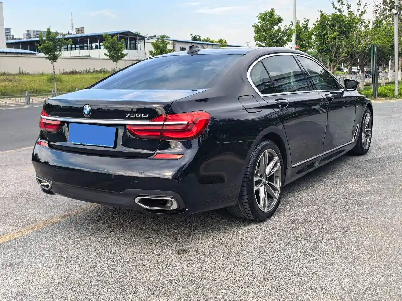BMW 7 Series 2018 730Li Leading Type M Sport Package фото 6