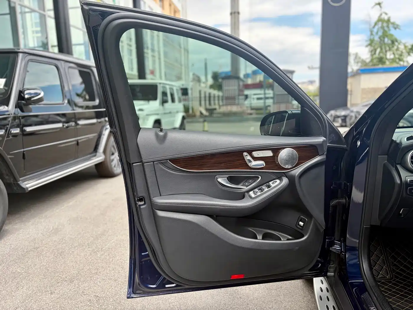 Mercedes-Benz GLC 2017 GLC 260 4MATIC Dynamic фото 11