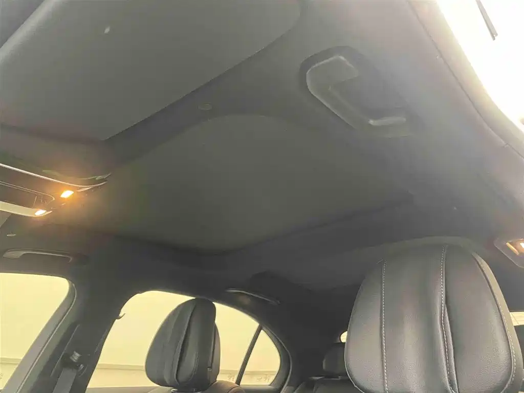 Mercedes-Benz C-Class 2024 C 260 L Sport фото 8