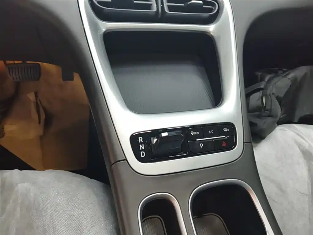 Geely Galaxy Starry Wish 2026 Edition 310km Youth Version фото 14