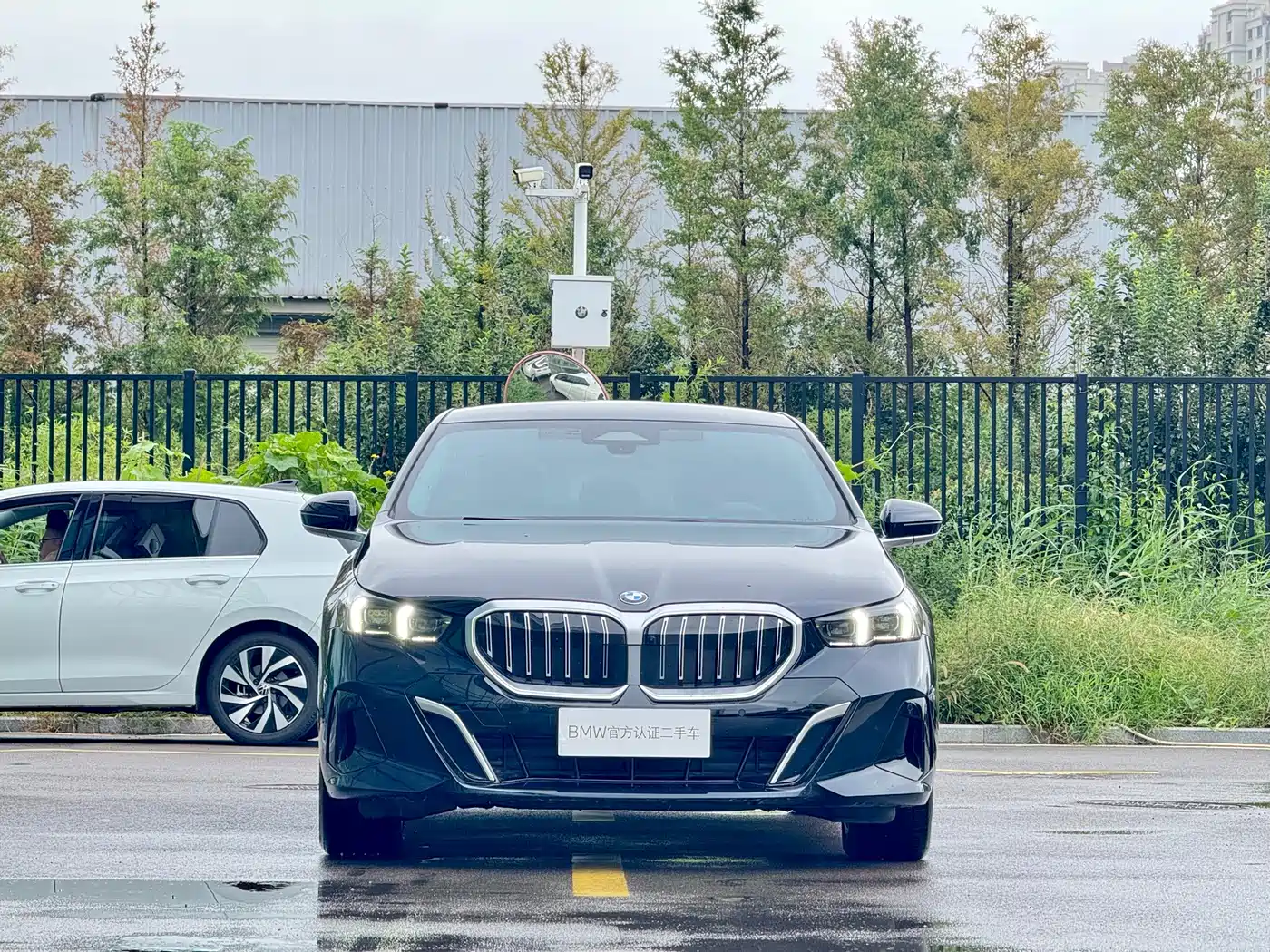 Фото 2 - BMW 5 Series