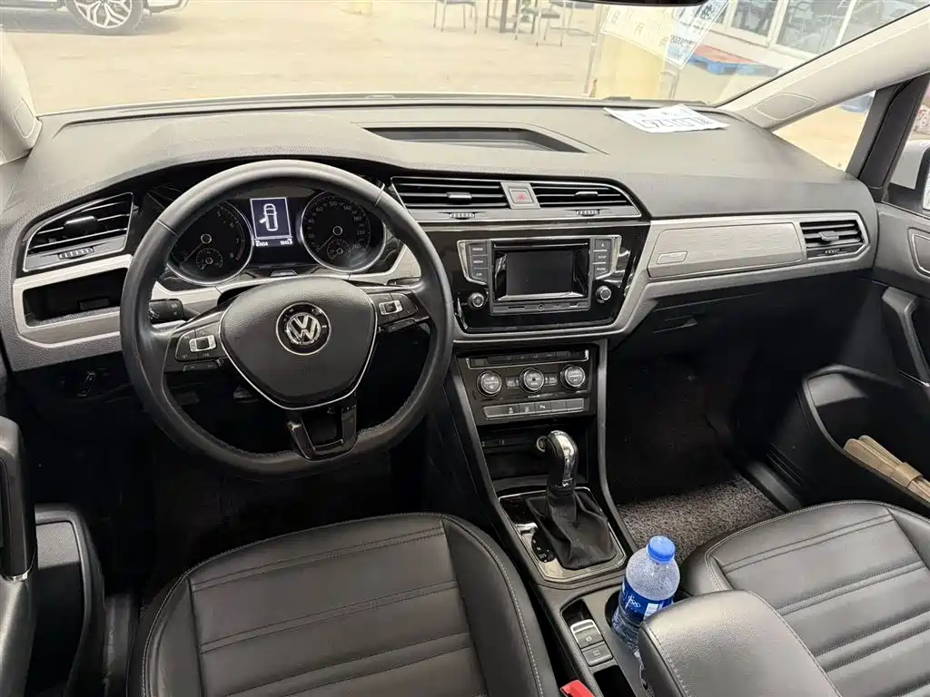 Volkswagen Touran 2016 Touran L 280TSI DSG Elegance фото 4
