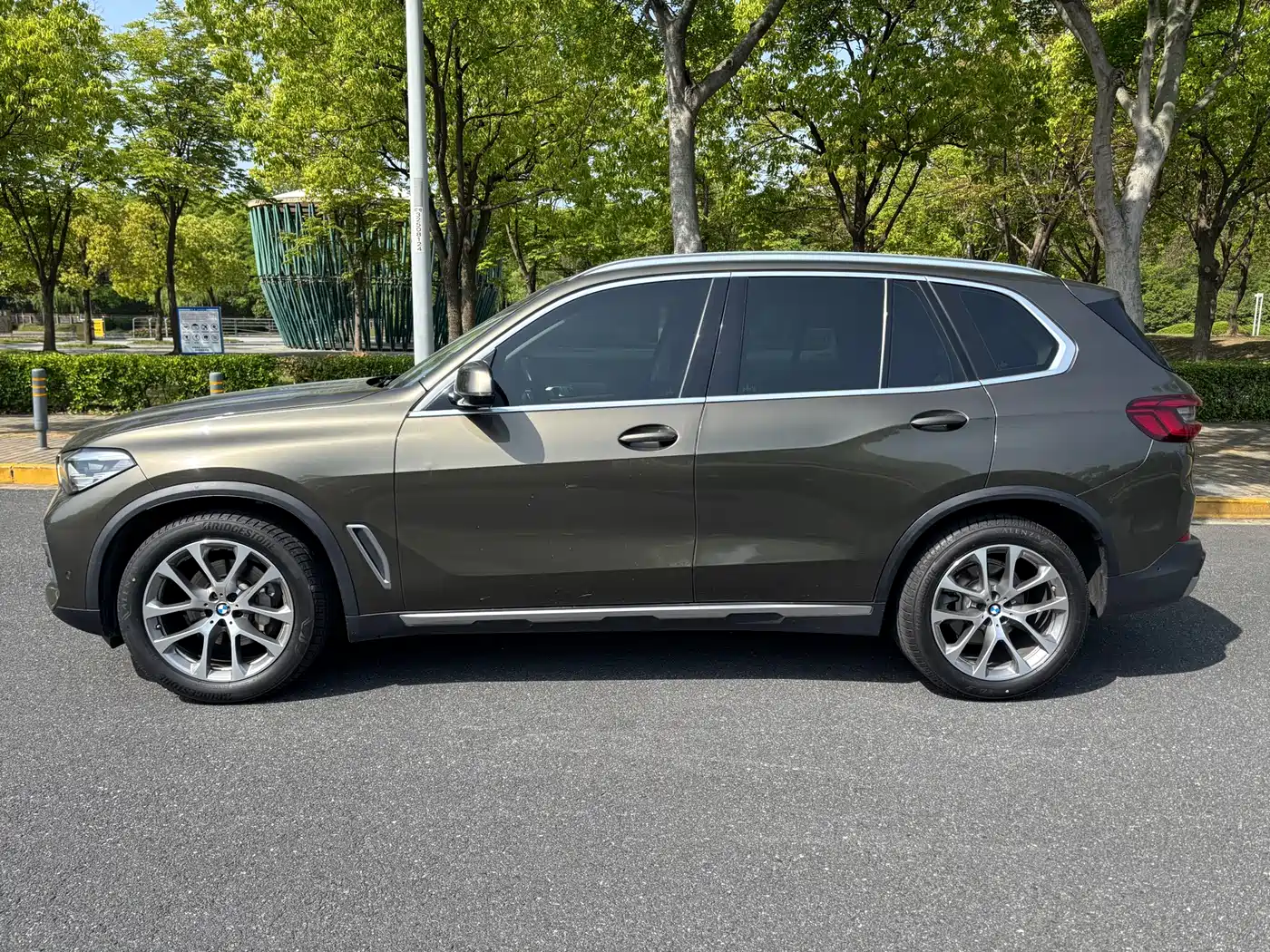 BMW X5 (Import) 2020 xDrive30i M Sport Package фото 3