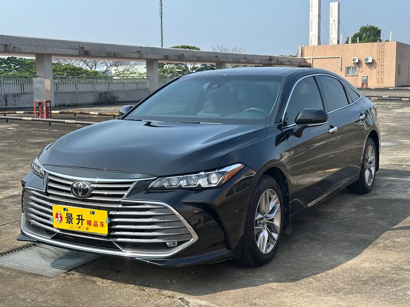 Toyota Avalon 2019 2.0L Luxury Edition (China VI)