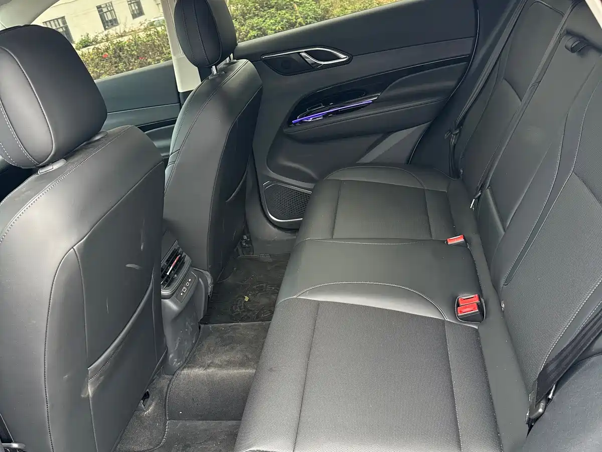 Hongqi HONGQI HS3 PHEV