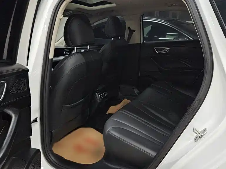 Roewe D7 2025 2025 DMH 125km World Champion Edition