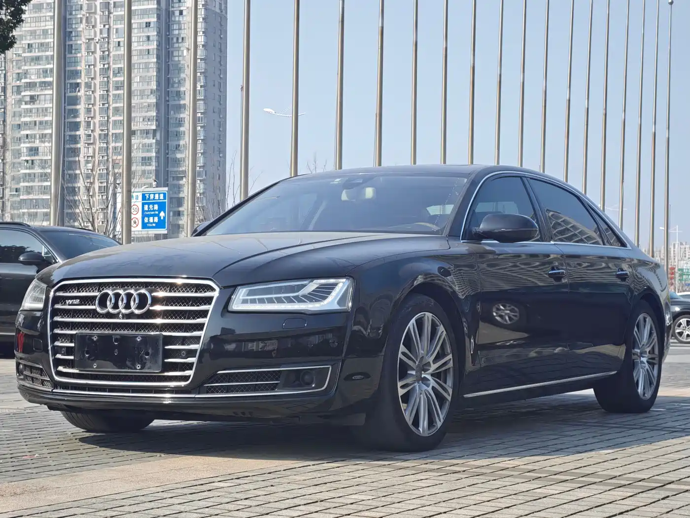 Audi A8 2014 A8L 6.3 FSI W12 quattro Flagship