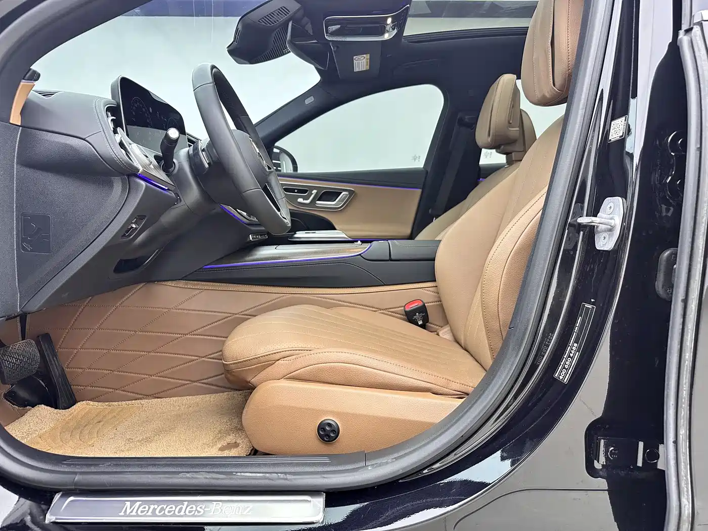 Mercedes-Benz E-Class 2025 E 300 L Fashion фото 7