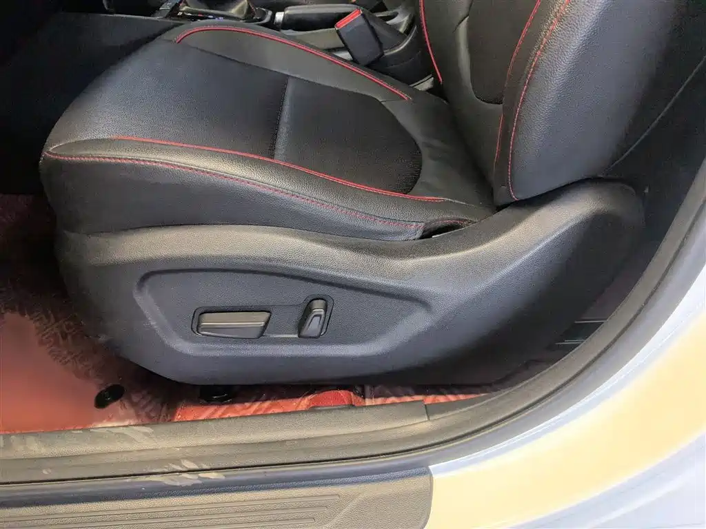 Hyundai Beijing Hyundai ix25 2017 1.4T Automatic Smart Edition фото 5