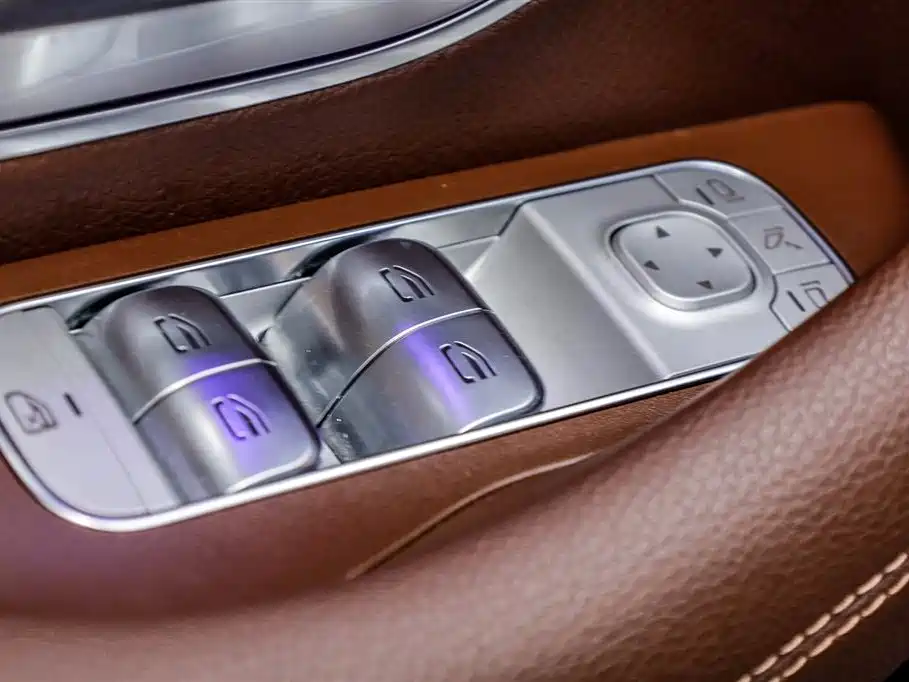 Mercedes-Benz GLE 2024 GLE 350 4MATIC Fashion фото 5