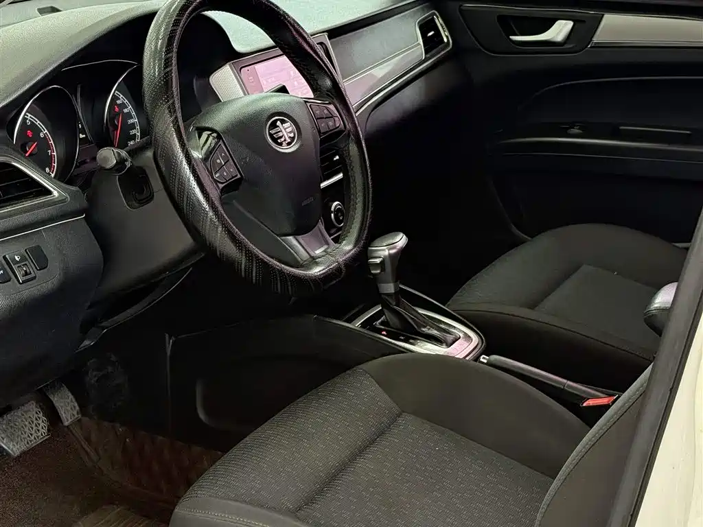 Besturn B30 2016 2016 1.6L Automatic Luxury