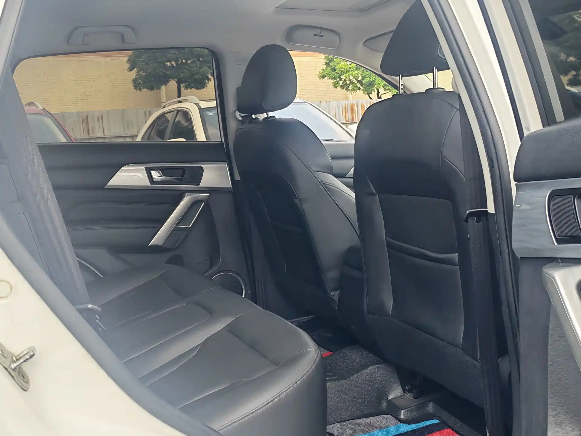 Фото 9 - Haval H2