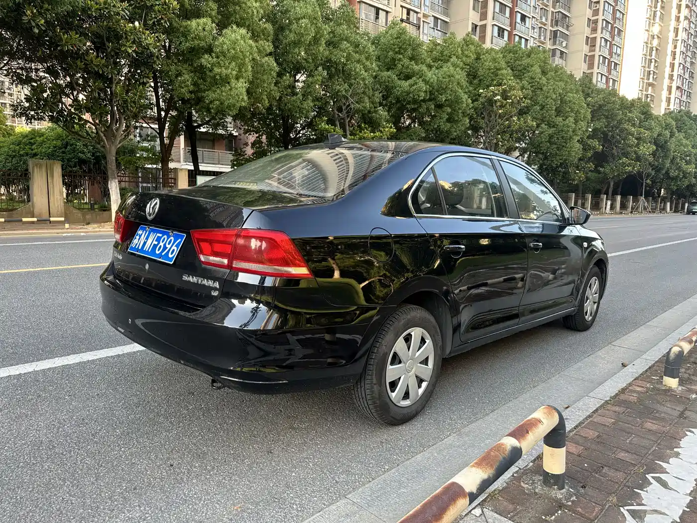 Volkswagen Santana 2013 1.6L Manual Trend Edition фото 6