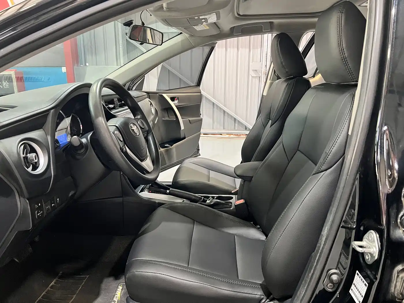 Toyota Levin 2017 Facelift 185T CVT Elite (China V) фото 4