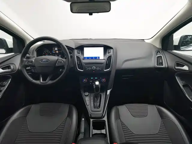 Ford Focus 2017 Sedan EcoBoost 180 Automatic Elite — фото 5