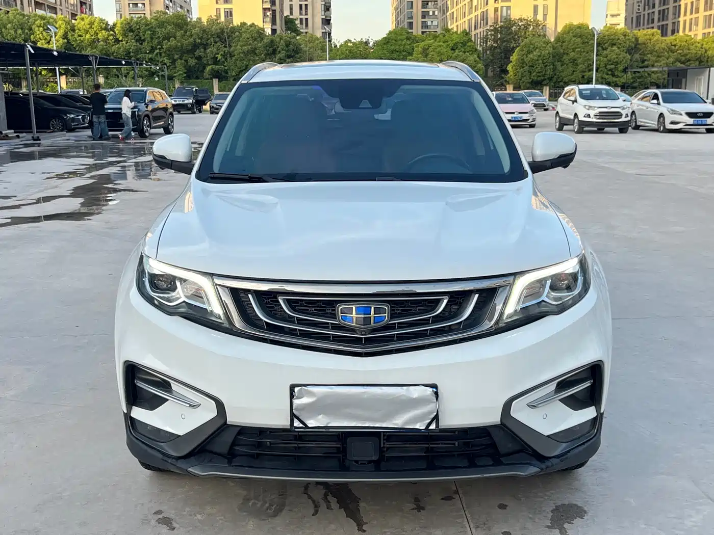Фото 2 - Geely Boyue