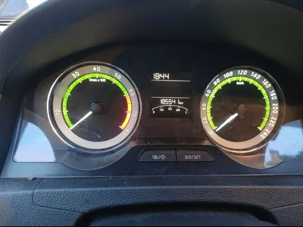 Photo 12 - Škoda Rapid