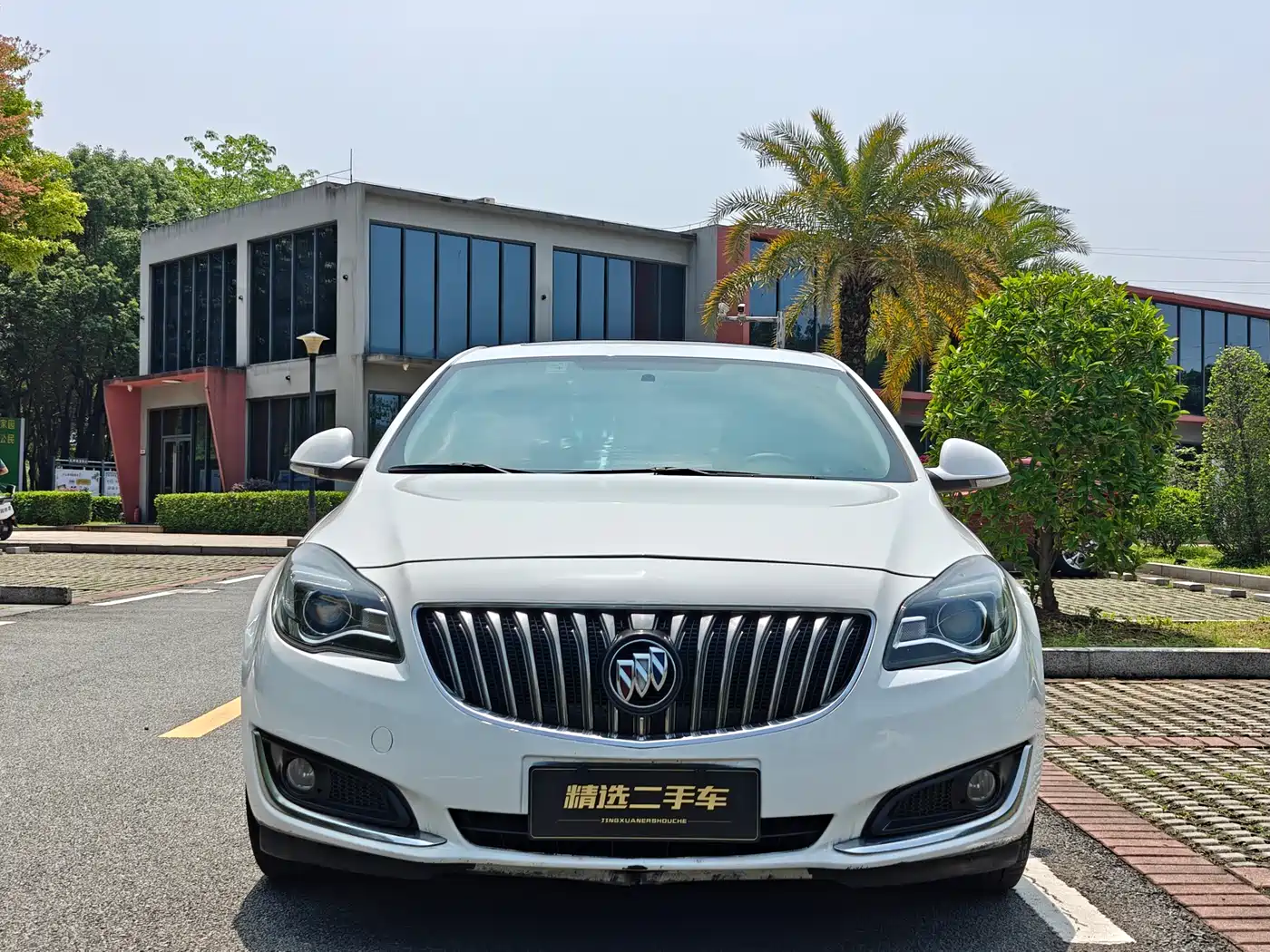 Buick Regal 2015 1.6T Leading Tech Edition фото 2