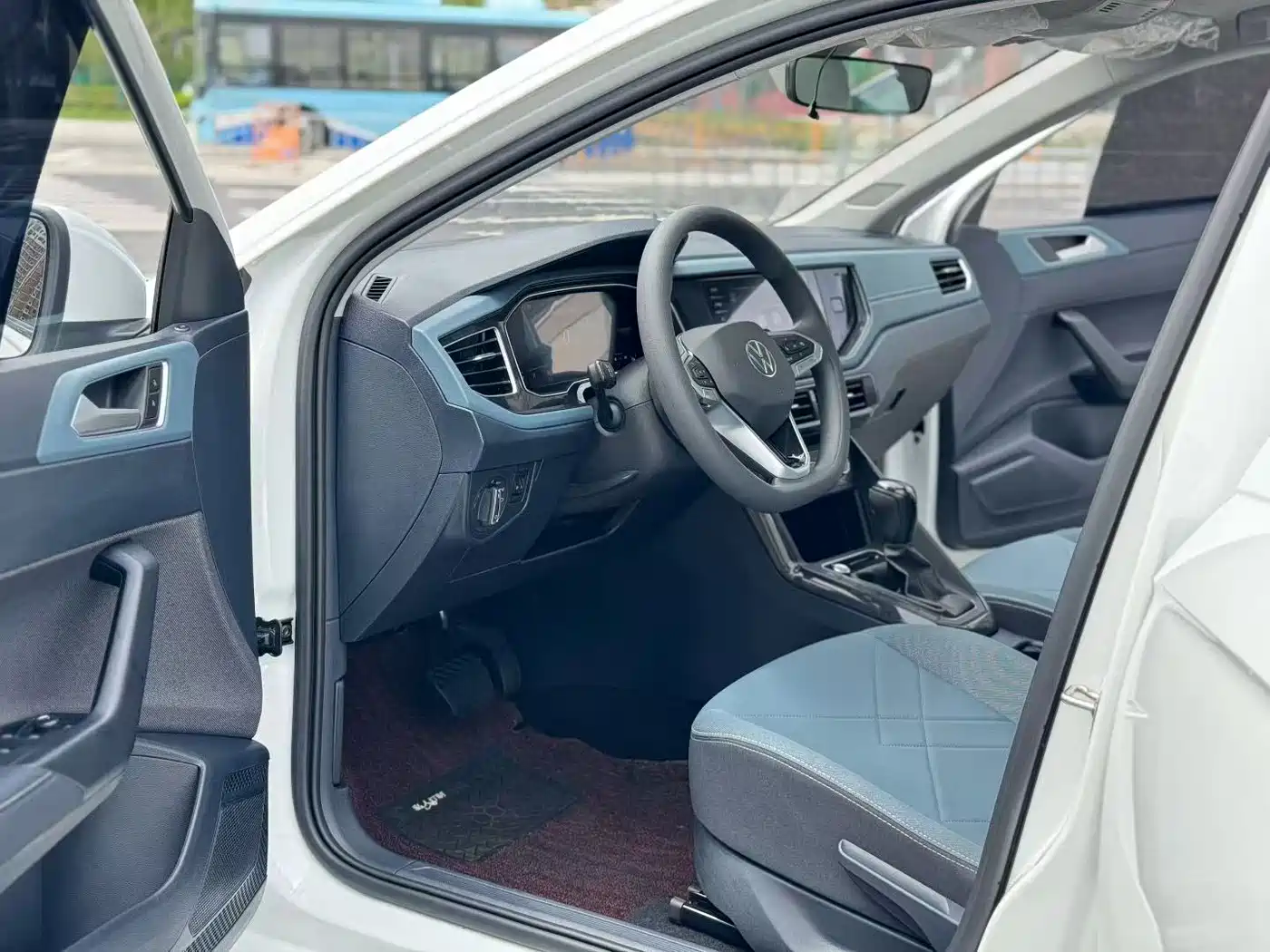 Volkswagen Lavida 2025 Model New Edge 1.5L New Wish Edition фото 4