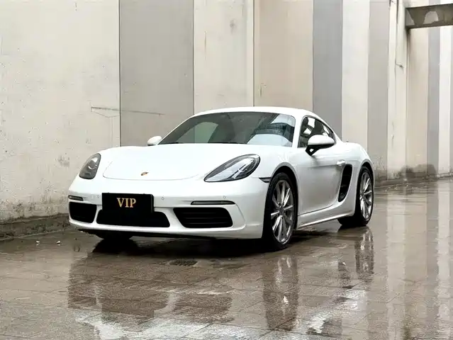 Porsche 718 2020 Cayman 2.0T