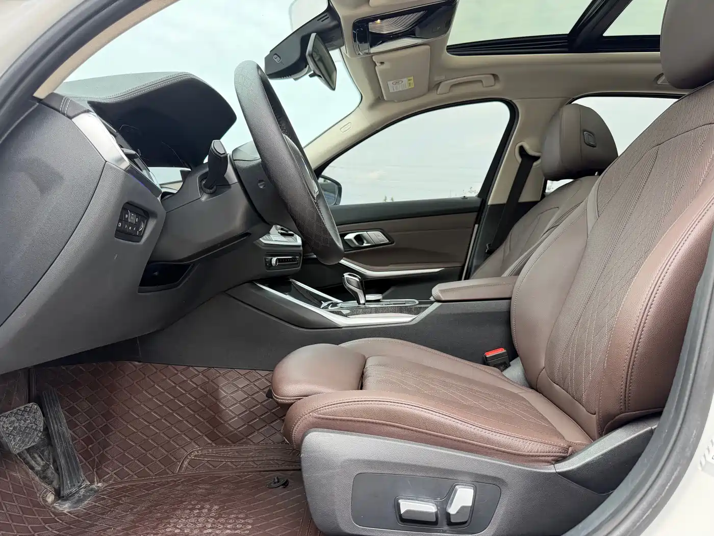BMW 3 Series 2022 325Li M Sport Package фото 8