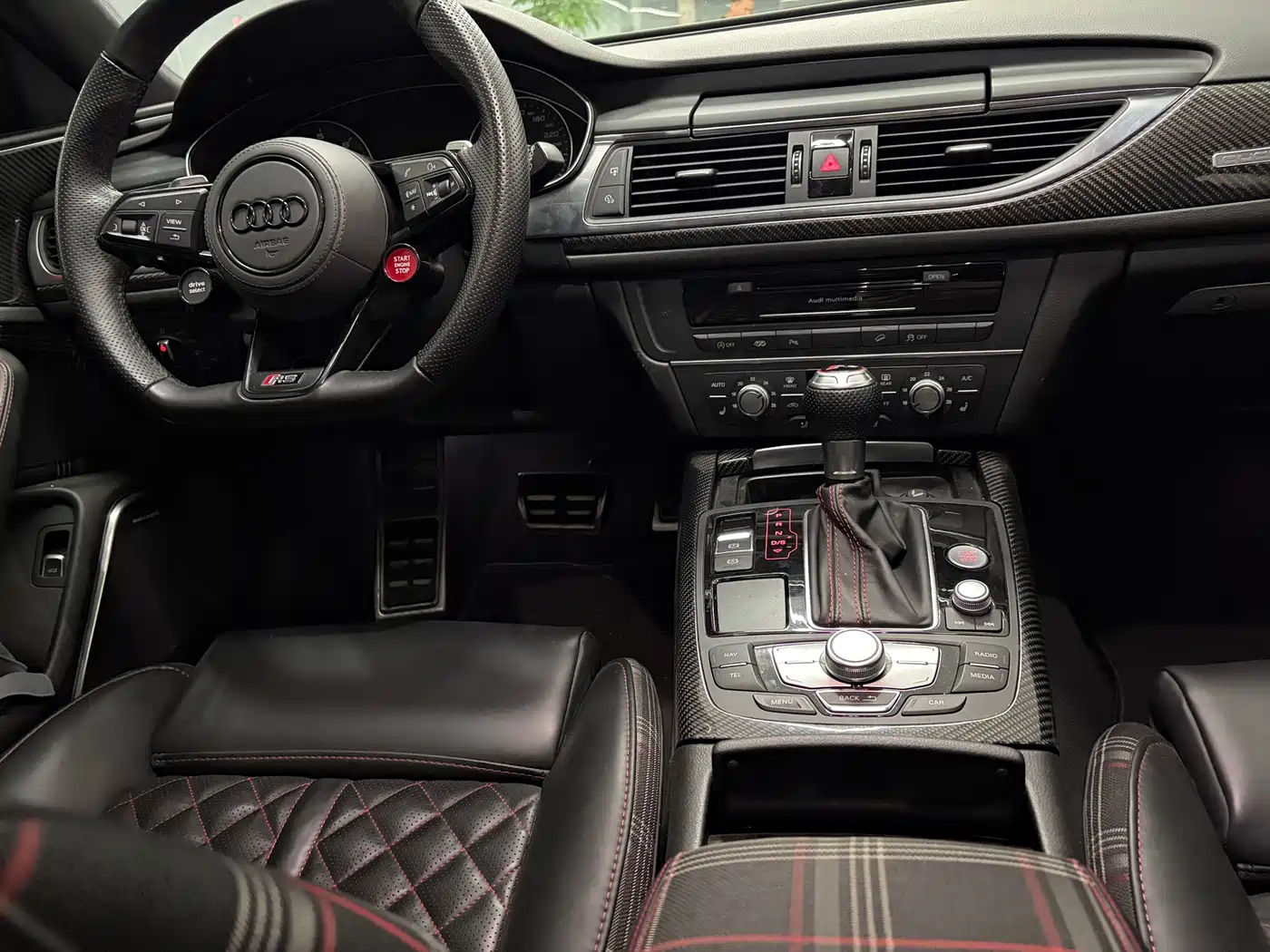 Audi A6 (Import) 2018 3.0T allroad quattro фото 16