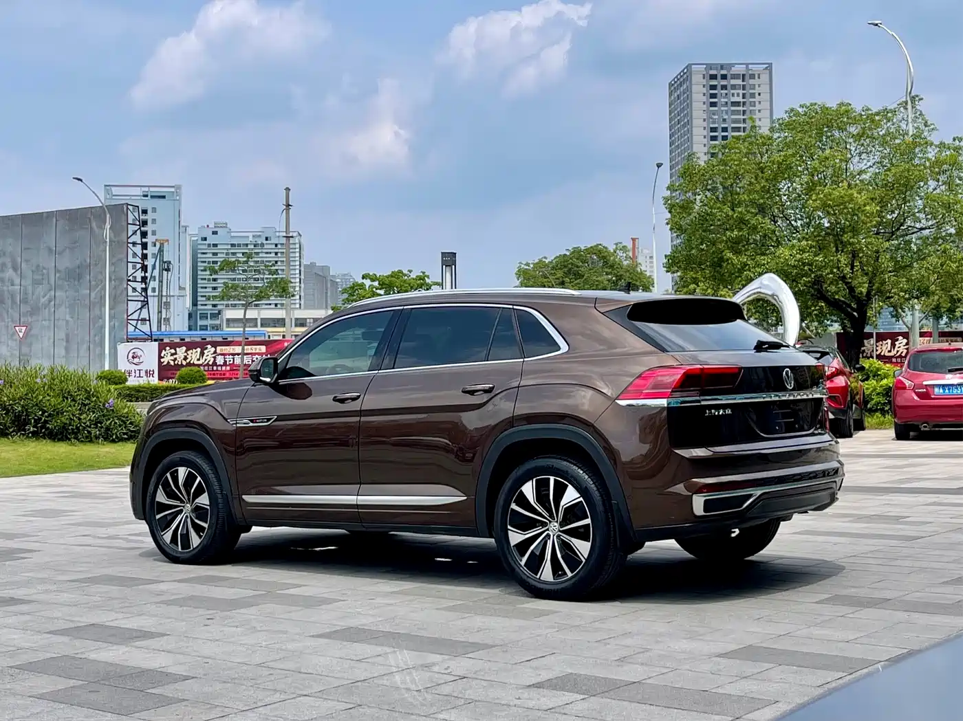 Volkswagen Teramont 2019 Model Teramont X 380TSI 4WD Prestige Luxury Edition фото 5