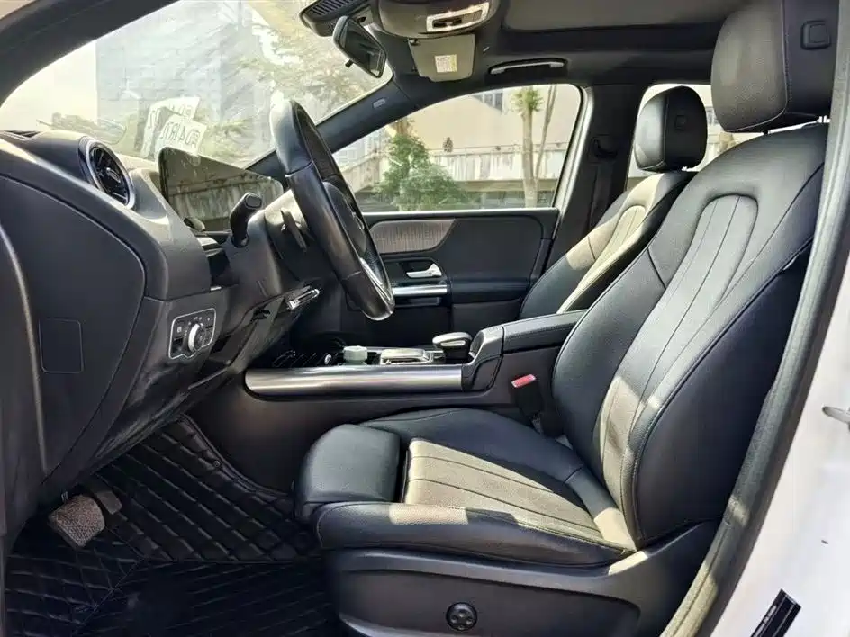 Mercedes-Benz B-Class 2021 B 200 Fashion фото 12
