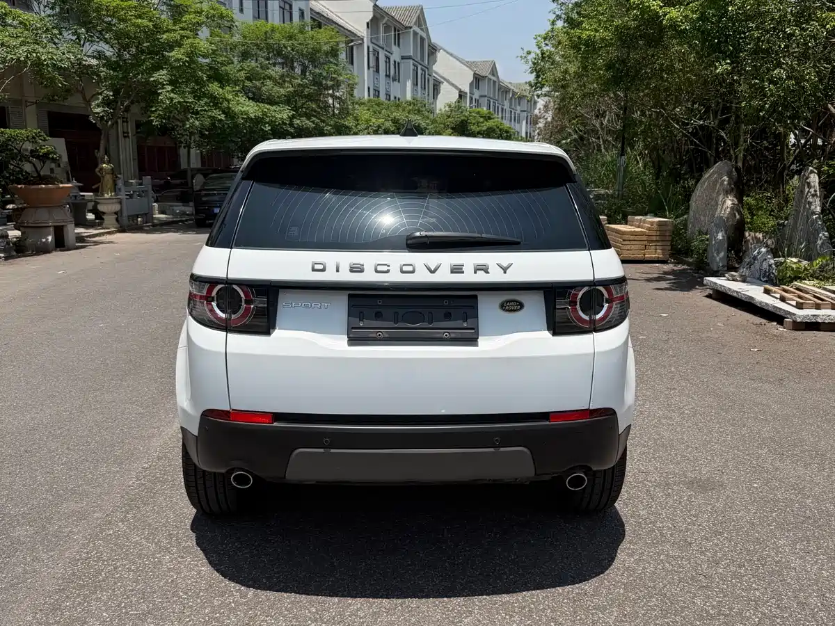 Land Rover Discovery Sport 2018 240PS SE Edition фото 5