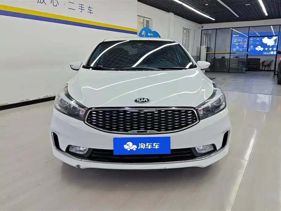 Kia K3 2016 1.6L Automatic GLS фото 2