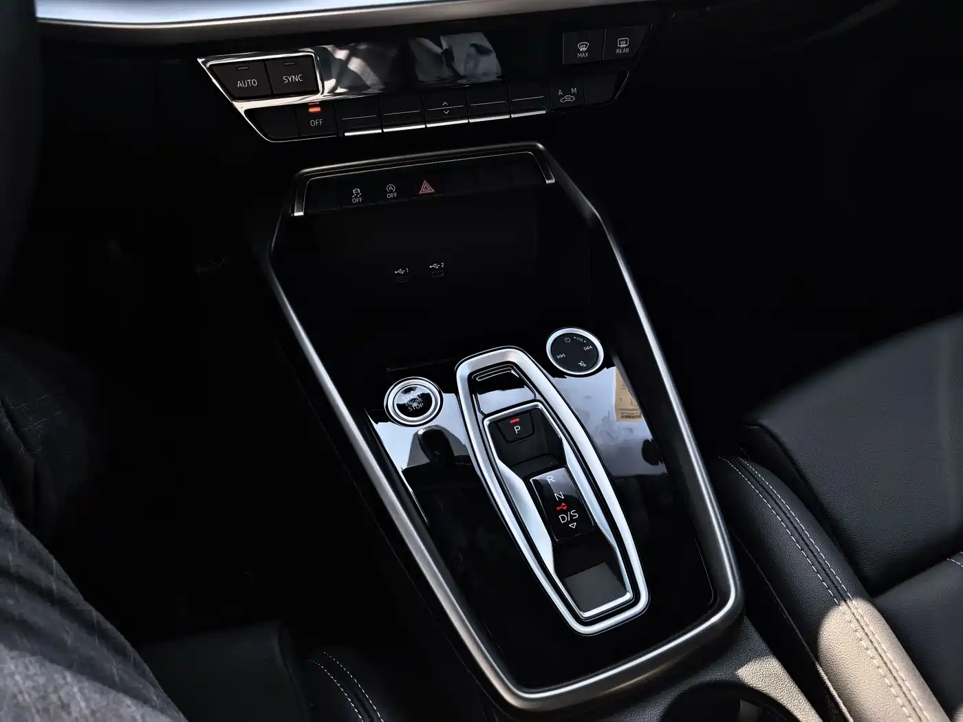 Audi A3 2025 Facelift A3L Limousine 35TFSI Flying Joy Edition фото 9