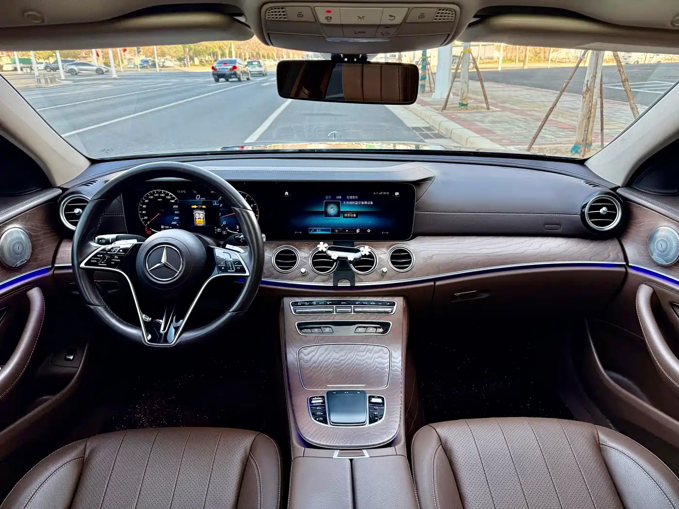 Mercedes-Benz E-Class 2022 Facelift III E 300 L Luxury фото 7