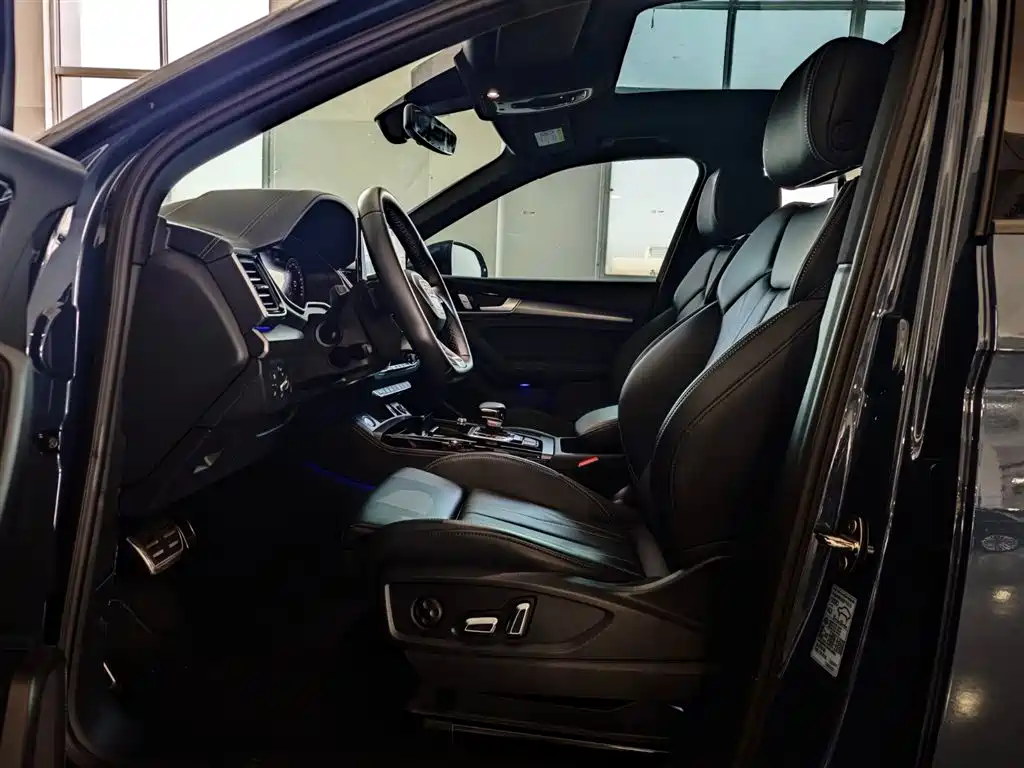 Audi Q5L 2025 40 TFSI Luxury Dynamic фото 20