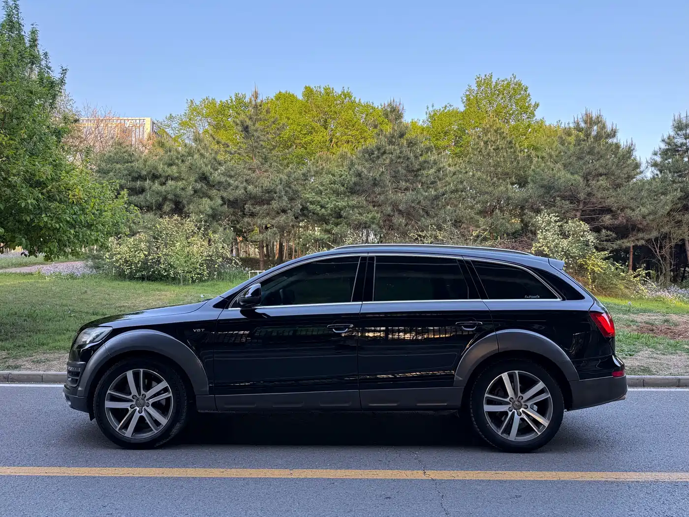 Audi Q7 2015 40 TFSI Classic Edition фото 3
