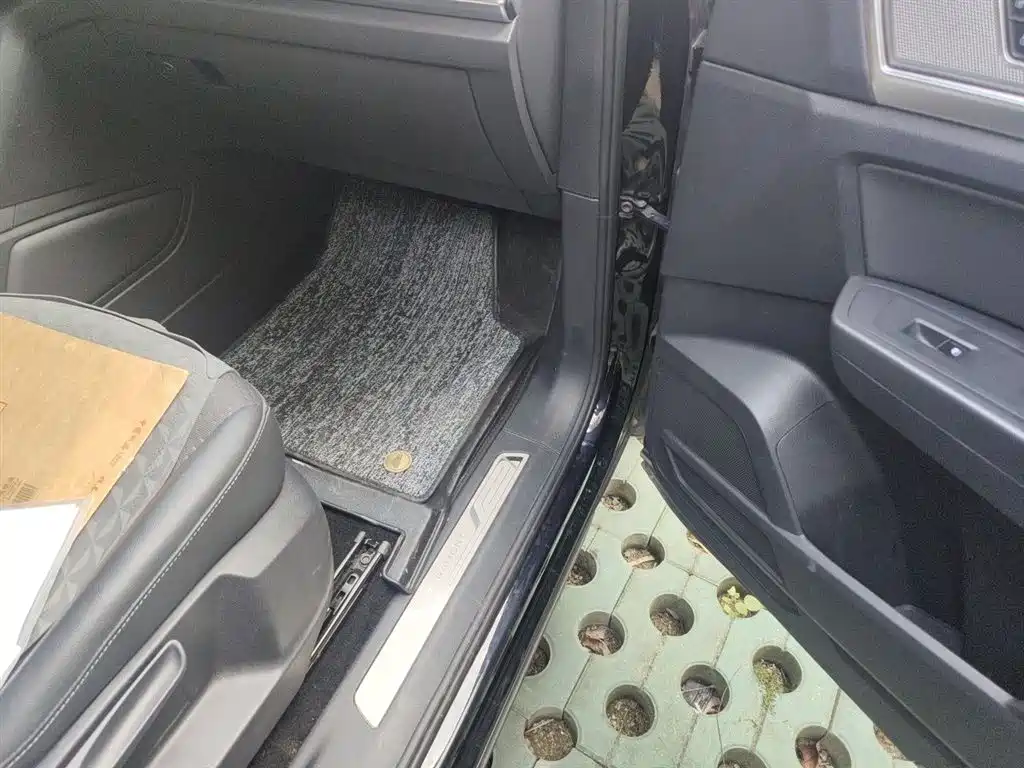 Volkswagen Teramont 2020 380TSI 4WD Comfort China VI фото 22
