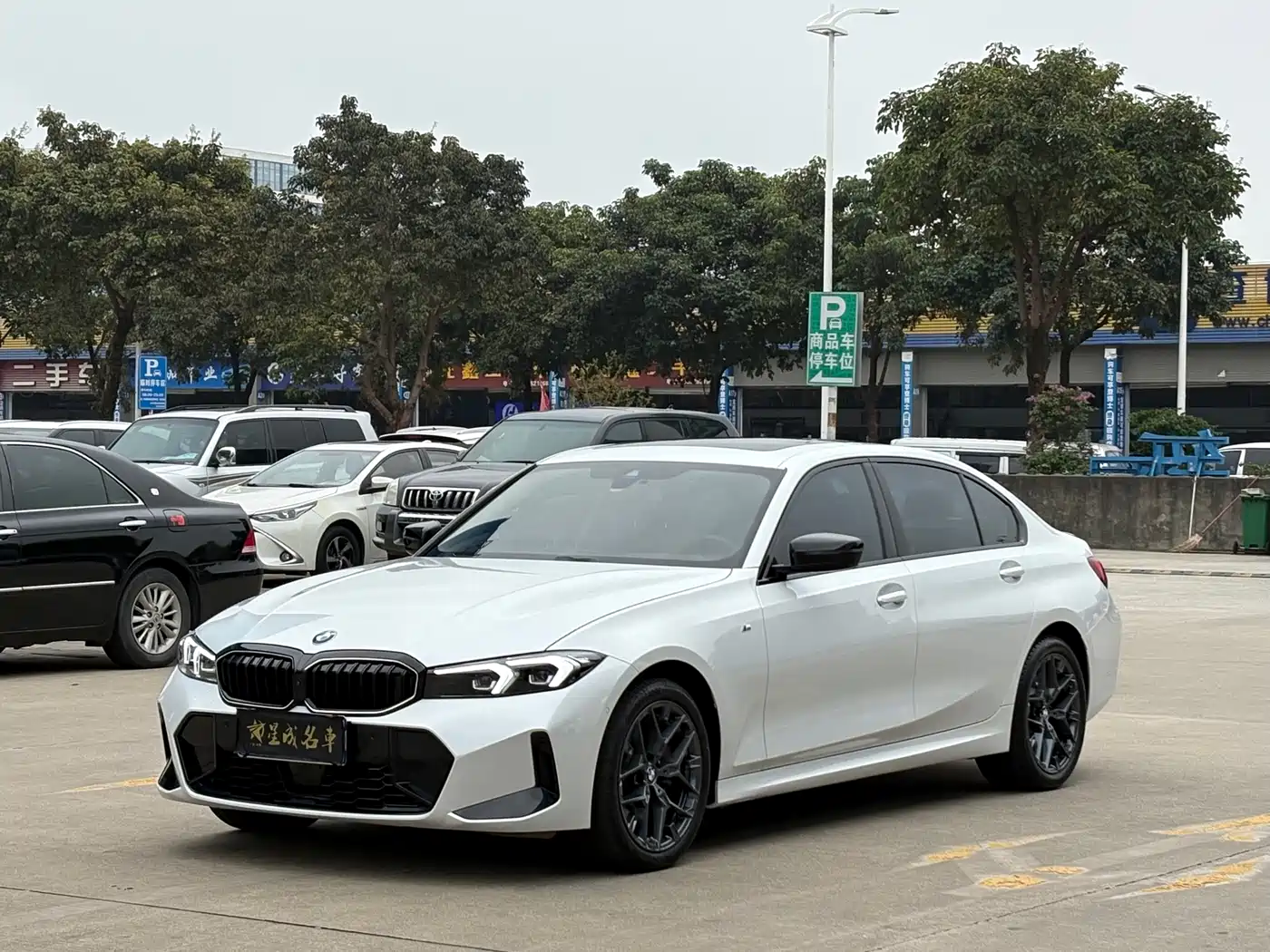 BMW 3 Series 2025 330Li M Sport Night Edition