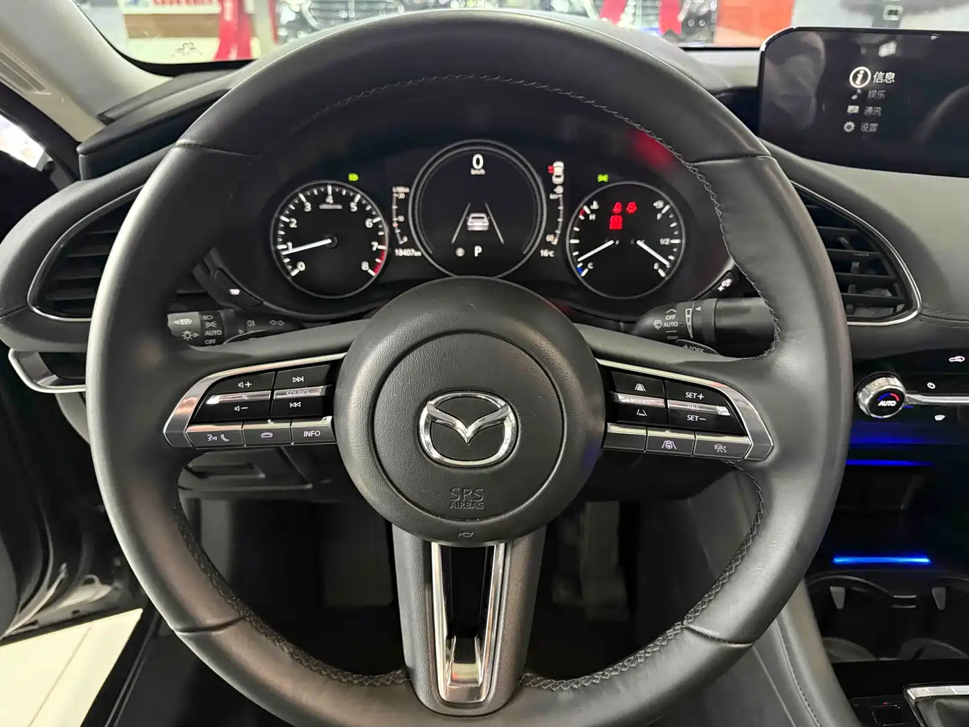 MAZDA 3 ANGKESAILA