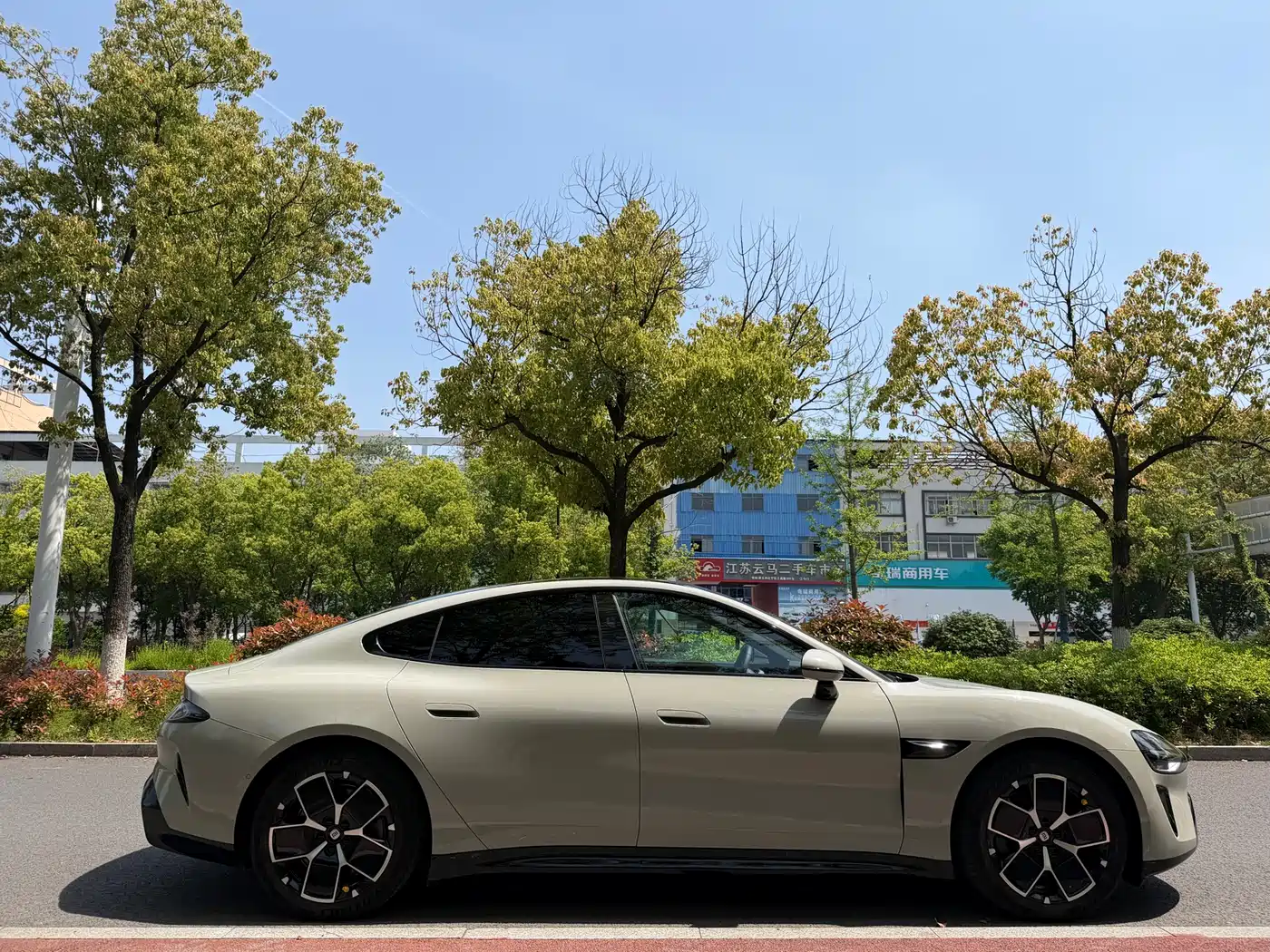 Xiaomi Auto Xiaomi SU7 2024 RWD Long Range Intelligent Driving Edition фото 4