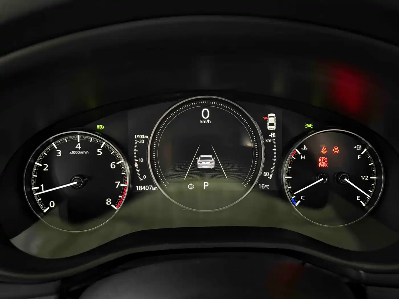 MAZDA 3 ANGKESAILA