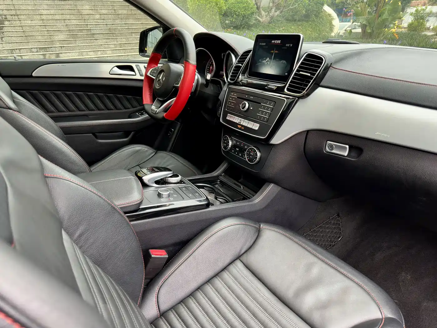 Mercedes-Benz GLE Coupe 2015 GLE 450 AMG 4MATIC Coupe SUV фото 11